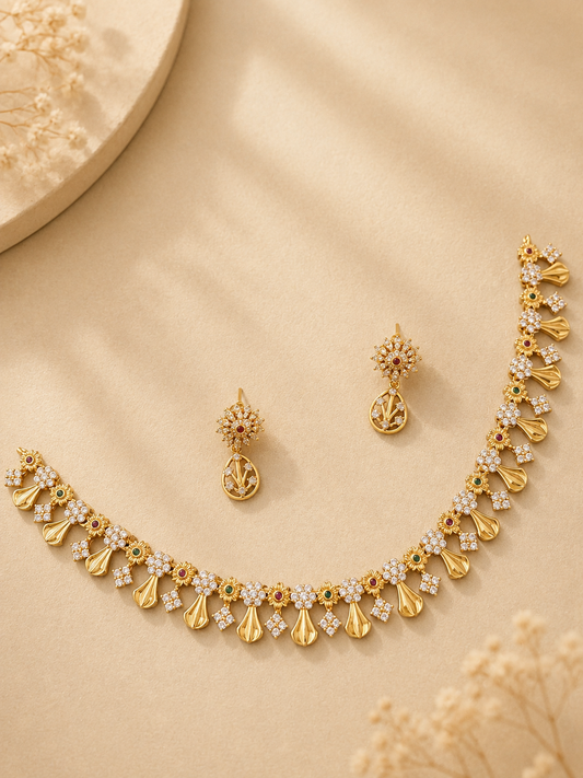 Elegant Floral Gold Necklace Set